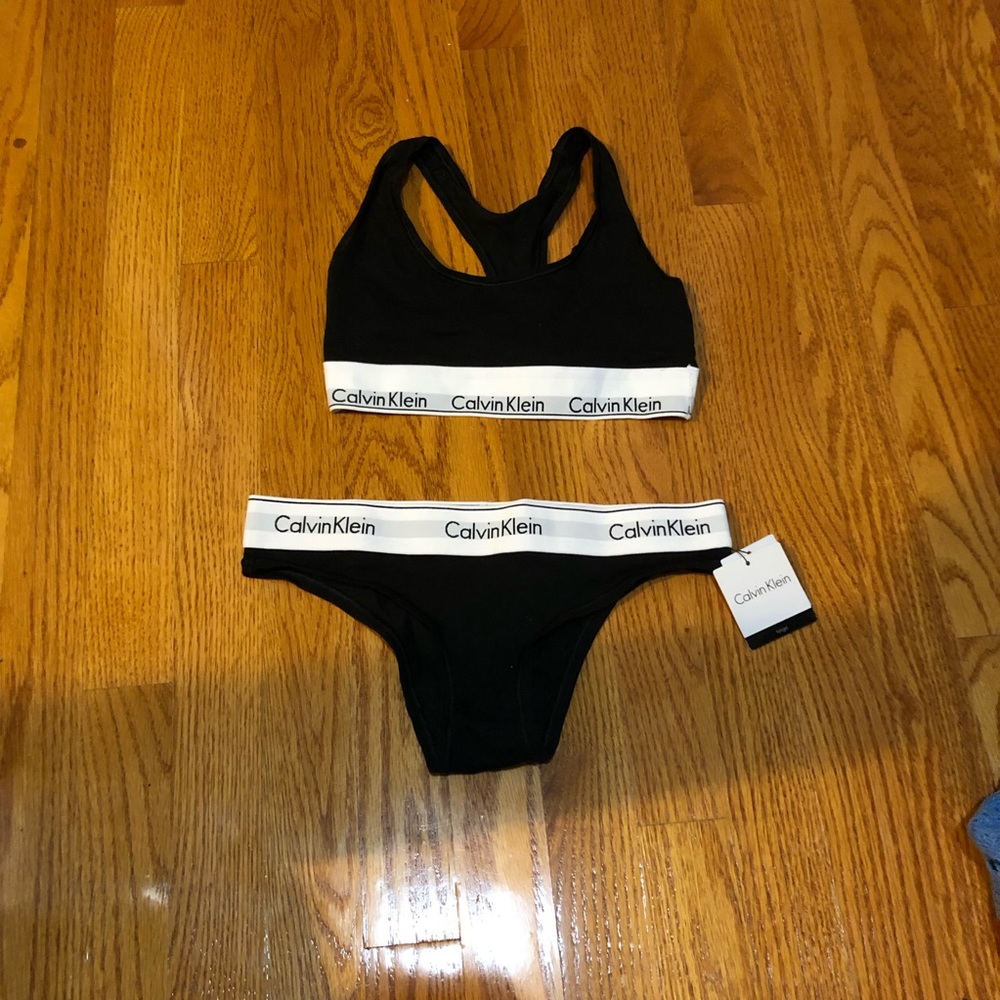 NWT Calvin Klein Black Bralette Set